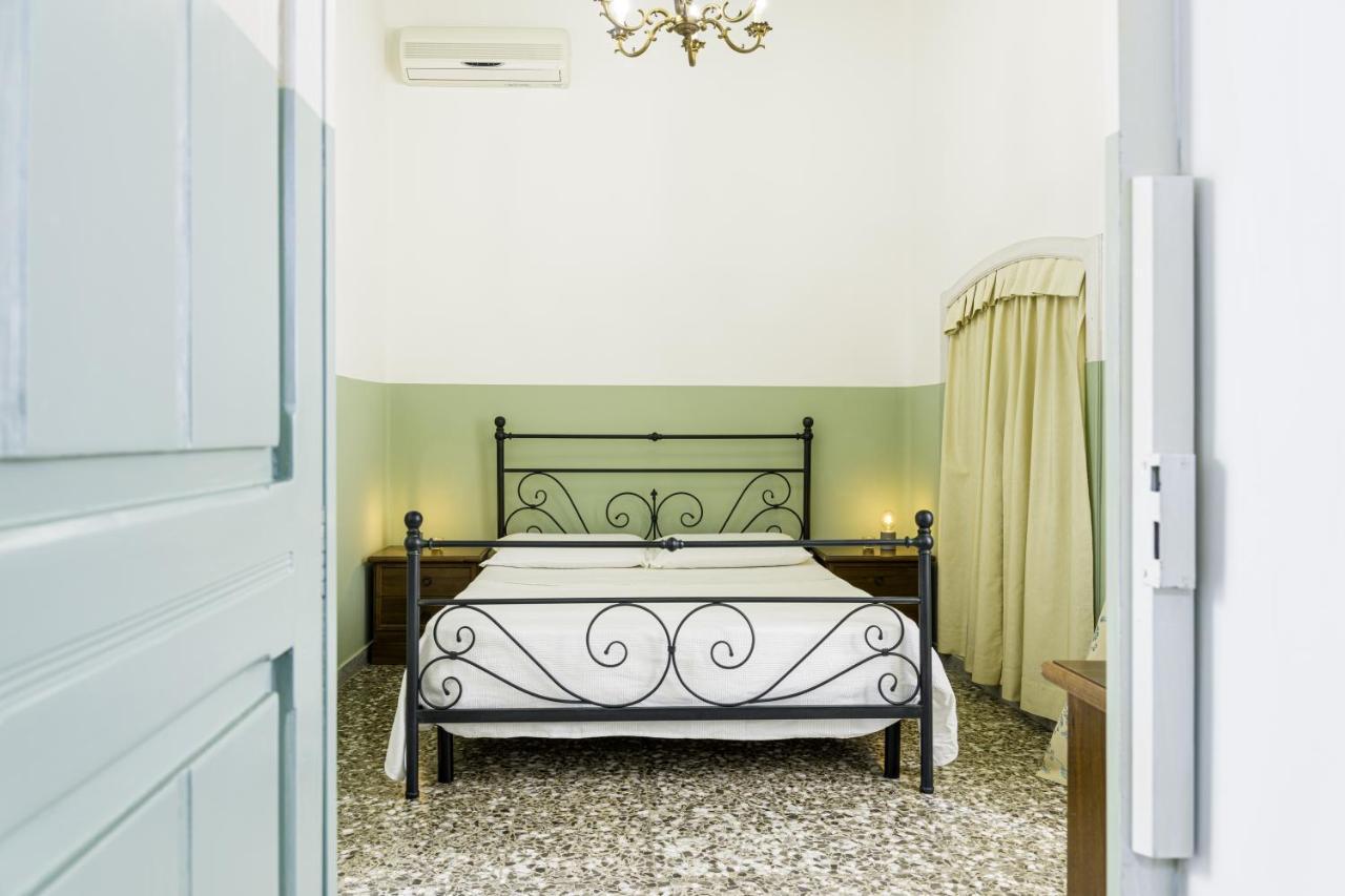 Bed and Breakfast Palazzo Dante Alliste Zewnętrze zdjęcie