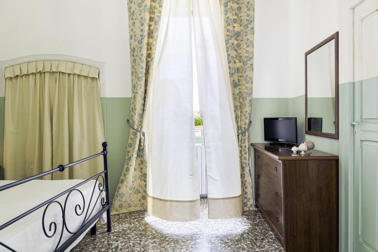 Bed and Breakfast Palazzo Dante Alliste Zewnętrze zdjęcie