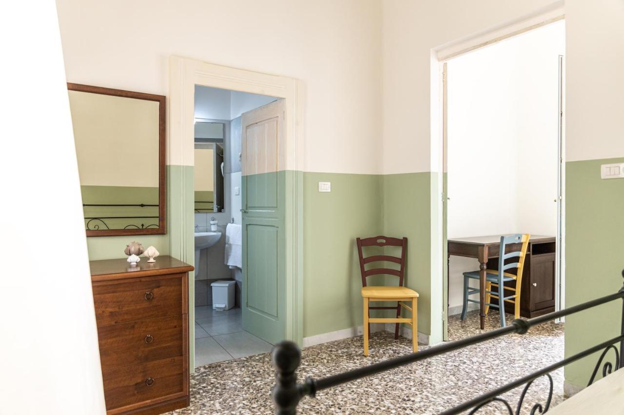 Bed and Breakfast Palazzo Dante Alliste Zewnętrze zdjęcie